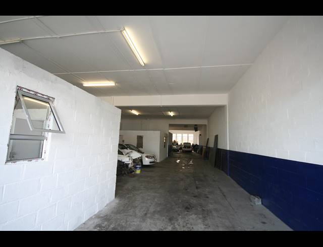 481M² FACTORY TO LET IN PAARDEN EILAND